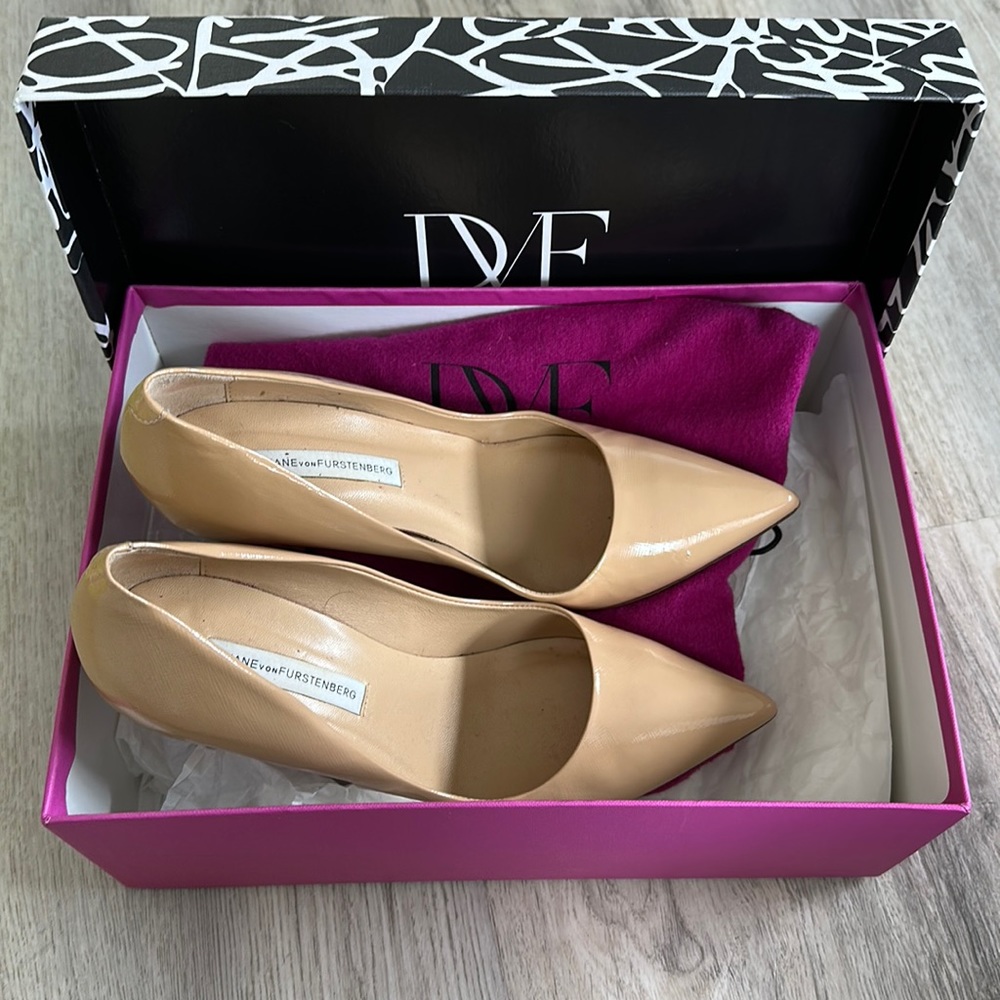 Diane Von Furstenburg Bethany Nude Heel Pump